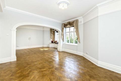 undefined, Haven Green, London W5
