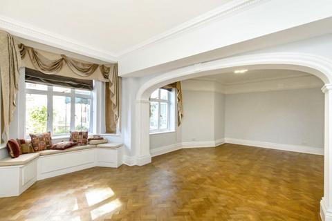 undefined, Haven Green, London W5