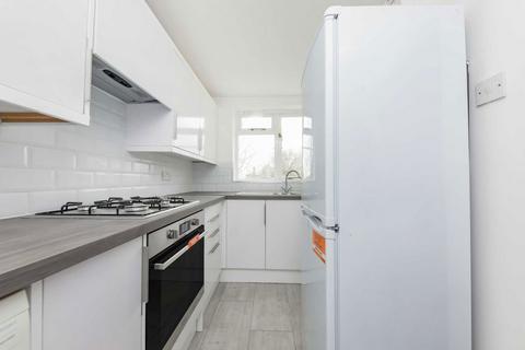 1 bedroom flat to rent, Upper Tollington Park, London N4