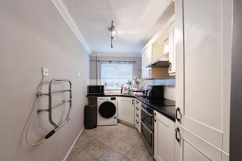 undefined, Paradise Lane, Birmingham, West Midlands, B28