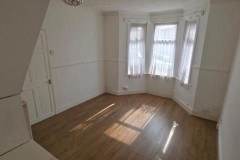 undefined, Sandcliff Road, Erith, DA8