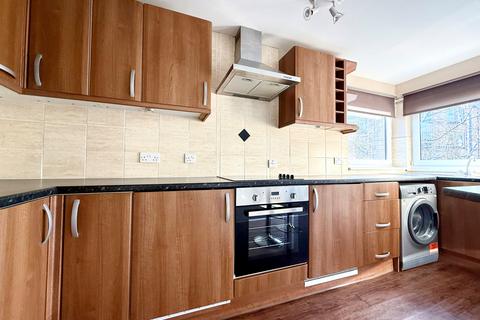 2 bedroom flat to rent, Dirleton Place, Glasgow, G41
