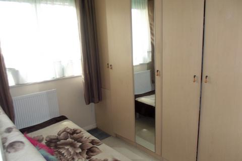 undefined, Underwood Road, Woodford Green, IG8