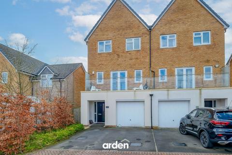 4 bedroom semi-detached house for sale, Skylark Street, Cofton Hackett, B45