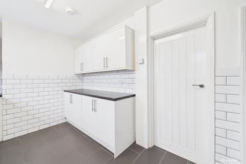 3 bedroom semi-detached house for sale, Parc Avenue, Pontnewydd, Cwmbran
