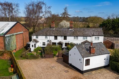 2 bedroom terraced house for sale - Station Road, Eccles, Norwich