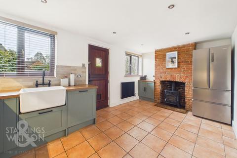 2 bedroom terraced house for sale, Station Road, Eccles, Norwich