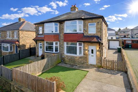 undefined, Low Ash Grove, West Yorkshire BD18