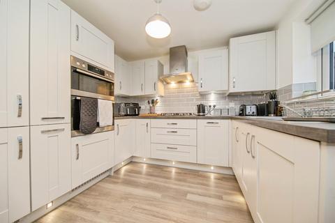 3 bedroom terraced house for sale, Pippin Way, Alresford, Colchester