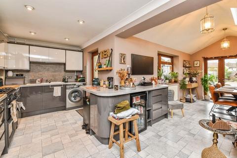 undefined, Masons Way, Frome