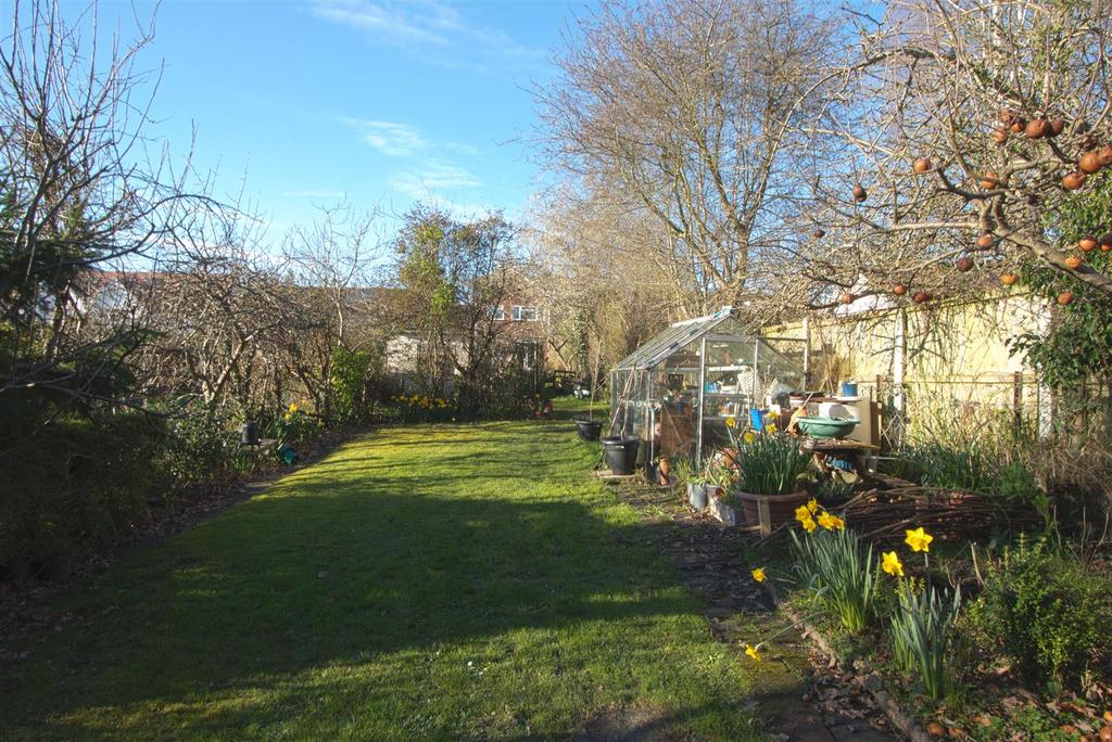 GARDEN4.jpg