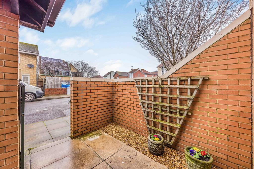 2 North Court, Inverness Road, Portsmouth-Small-Po
