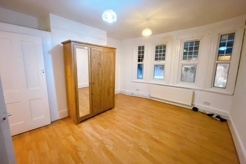 undefined, Norwood Road UB2