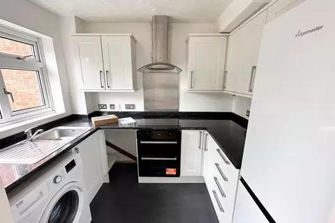 3 bedroom terraced house to rent – pohled 2