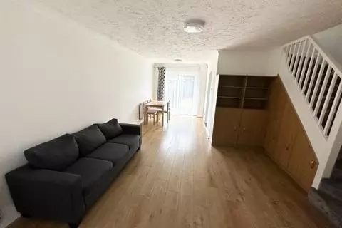 3 bedroom terraced house to rent – pohled 4