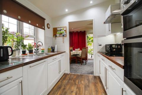 2 bedroom park home for sale, Capel gardens, Ruckinge TN26