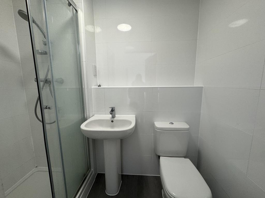 En-suite Bathroom
