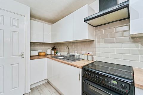 1 bedroom maisonette for sale, Cotswold Grove, Willenhall