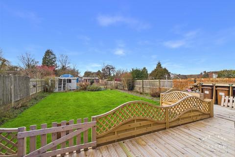3 bedroom detached house for sale, Leicester Road, Hinckley