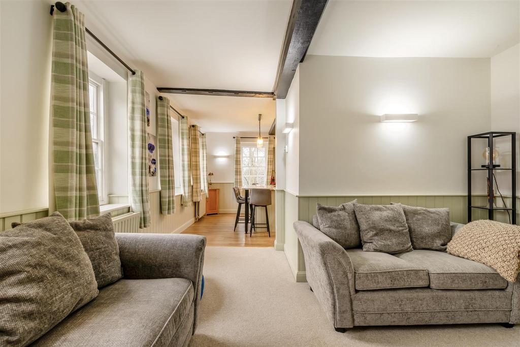 Lounge/Kitchen/Dining Area
