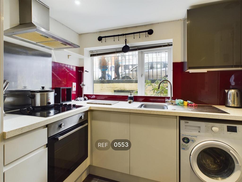 Kitchen &amp; Living area