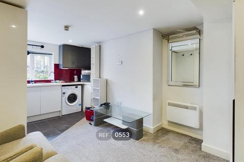 undefined, George Street, HU1 3AB