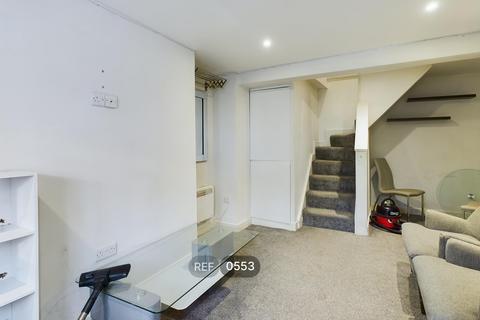 undefined, George Street, HU1 3AB