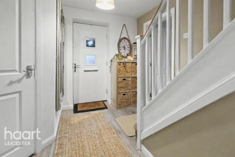Onyx Crescent, Leicester
