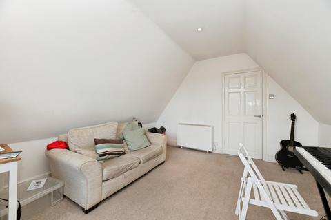 1 bedroom flat for sale, Baillie Road, Guildford, Surrey, GU1