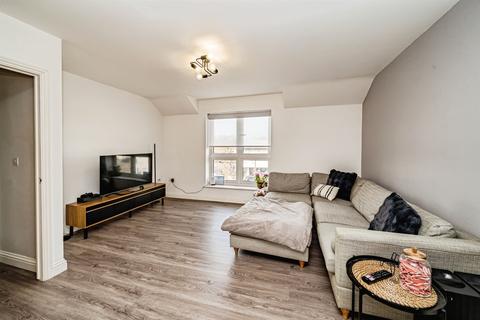 2 bedroom apartment for sale, Putman Street, Aylesbury