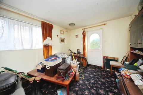 undefined, Linbridge Way, Luton
