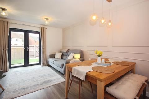 2 bedroom end of terrace house for sale, Sydenham Drive, Leamington Spa