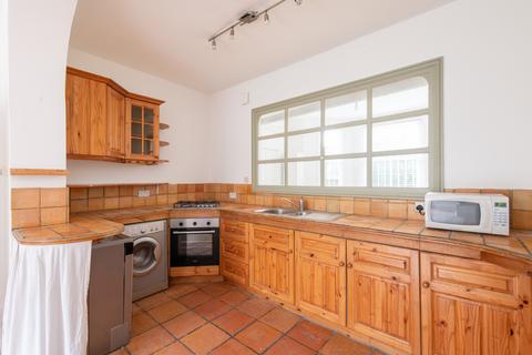 2 bedroom apartment to rent, Crossfield Road, London, NW3