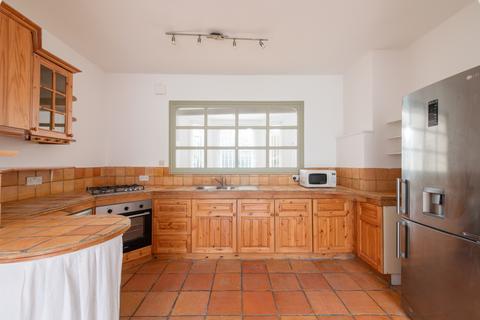 2 bedroom apartment to rent, Crossfield Road, London, NW3