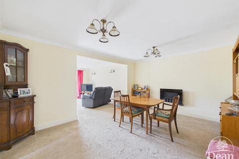 undefined, Woodland Rise, Lydney GL15