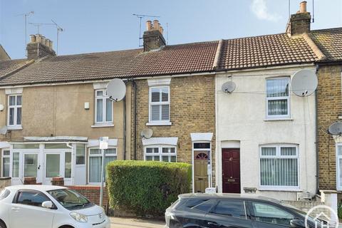 3 bedroom terraced house for sale, Station Road, Gillingham ME8