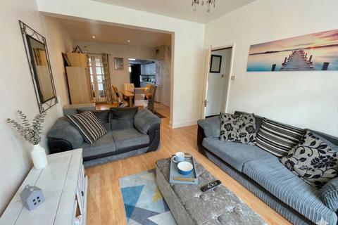 undefined, Ashton Road, Luton, Bedfordshire, LU1 3QQ