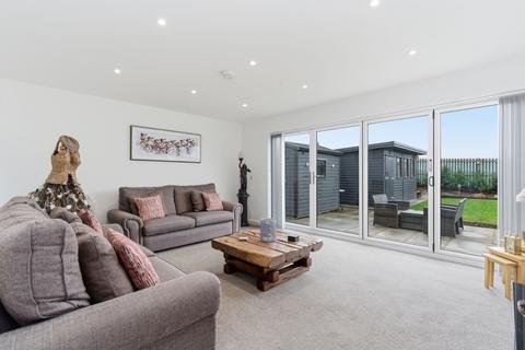 4 bedroom detached house for sale, Curling Avenue, Airth, FK2