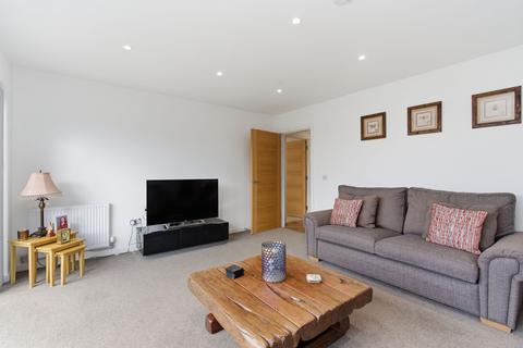 4 bedroom detached house for sale, Curling Avenue, Airth, FK2
