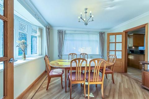 5 bedroom detached bungalow for sale, Westcliffe Road, Southport PR8