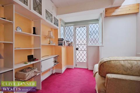 3 bedroom semi-detached house for sale, Wake Green Road, Moseley, Birmingham, west Midlands B13 0BH