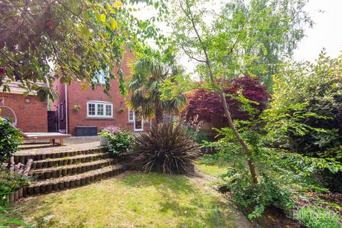 4 bedroom detached house for sale, Ashmole Avenue, Burntwood, WS7
