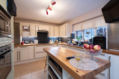 4 bedroom detached house for sale, Wyberton Low Road, Boston, PE21