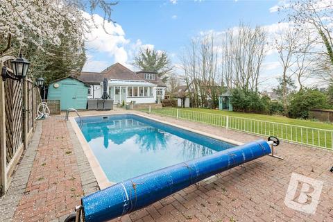 4 bedroom detached house for sale, Orange Tree Hill, Havering-Atte-Bower, Romford, RM4