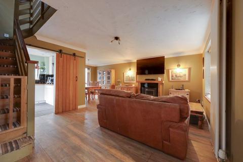 3 bedroom semi-detached house for sale, Forge Way, Burgess Hill, RH15