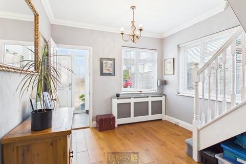 4 bedroom semi-detached house for sale, Goodwood Avenue, Hutton, Brentwood, Essex, CM13