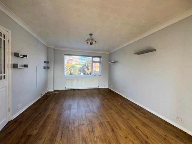 46 poole road lounge.jpg