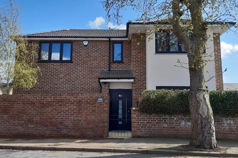 undefined, Compton Avenue, Luton LU4