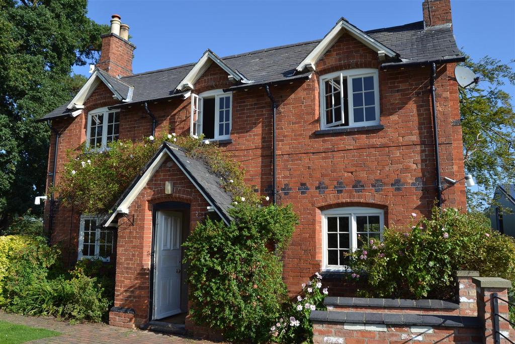 Top Lodge.JPG