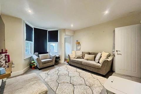 2 bedroom terraced house for sale, Badshot Lea Road, Farnham